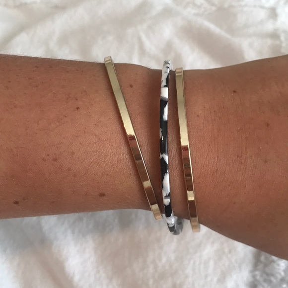 DFTI Jewelry - 3 PIECE BANGLE SET